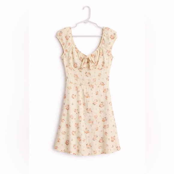 Art Class Cream Floral Tie-Front Dress | Girls Size 7/8 | Vestido Floral Niña - Picture 3 of 4